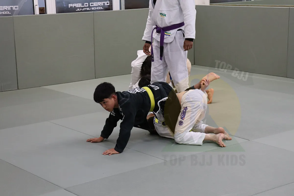 Photo from GUARD PASSING AND CONNECTION