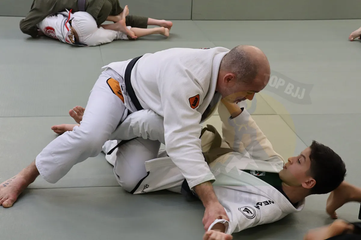 Photo from GUARD PASSING AND CONNECTION