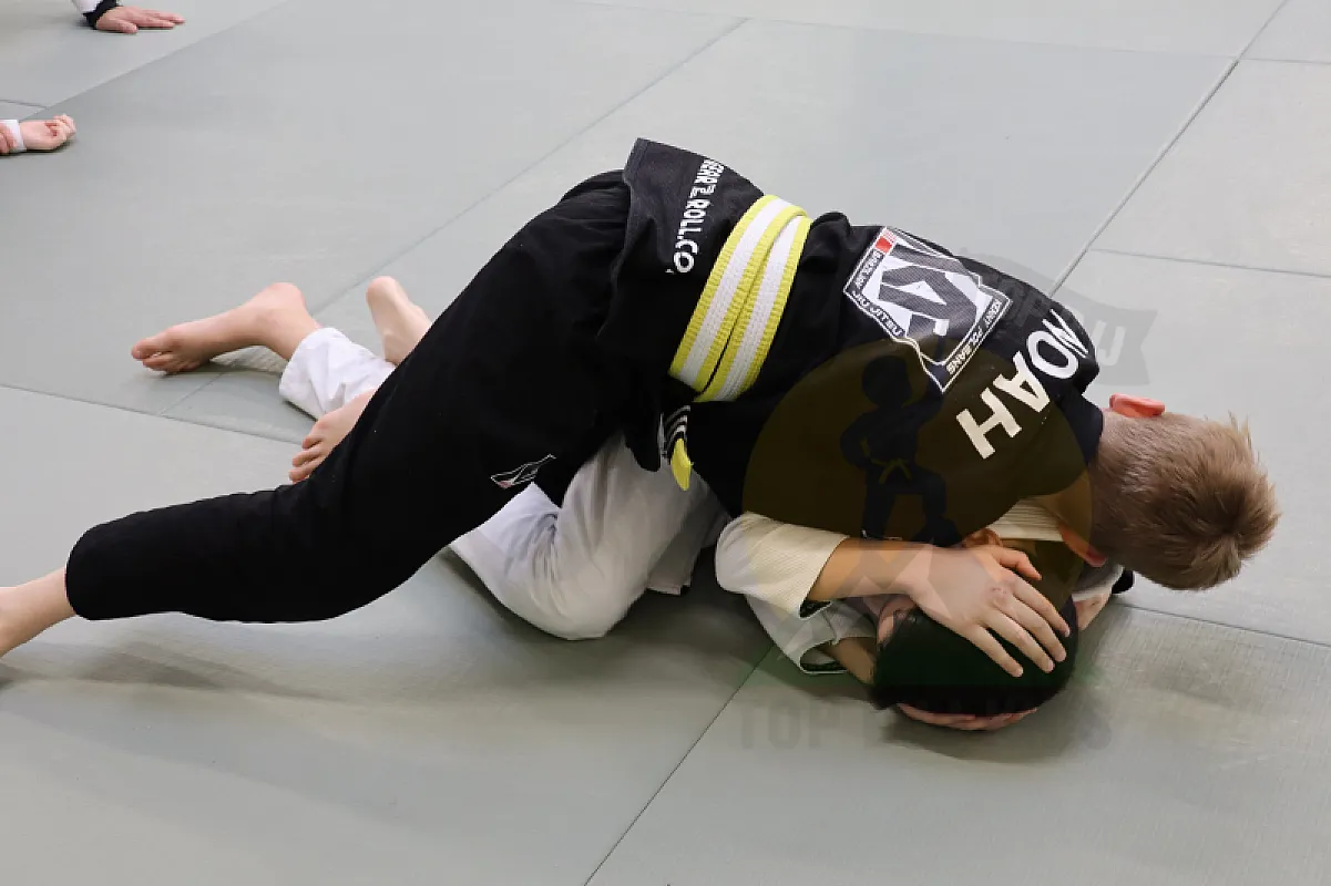 Photo from GUARD PASSING AND CONNECTION