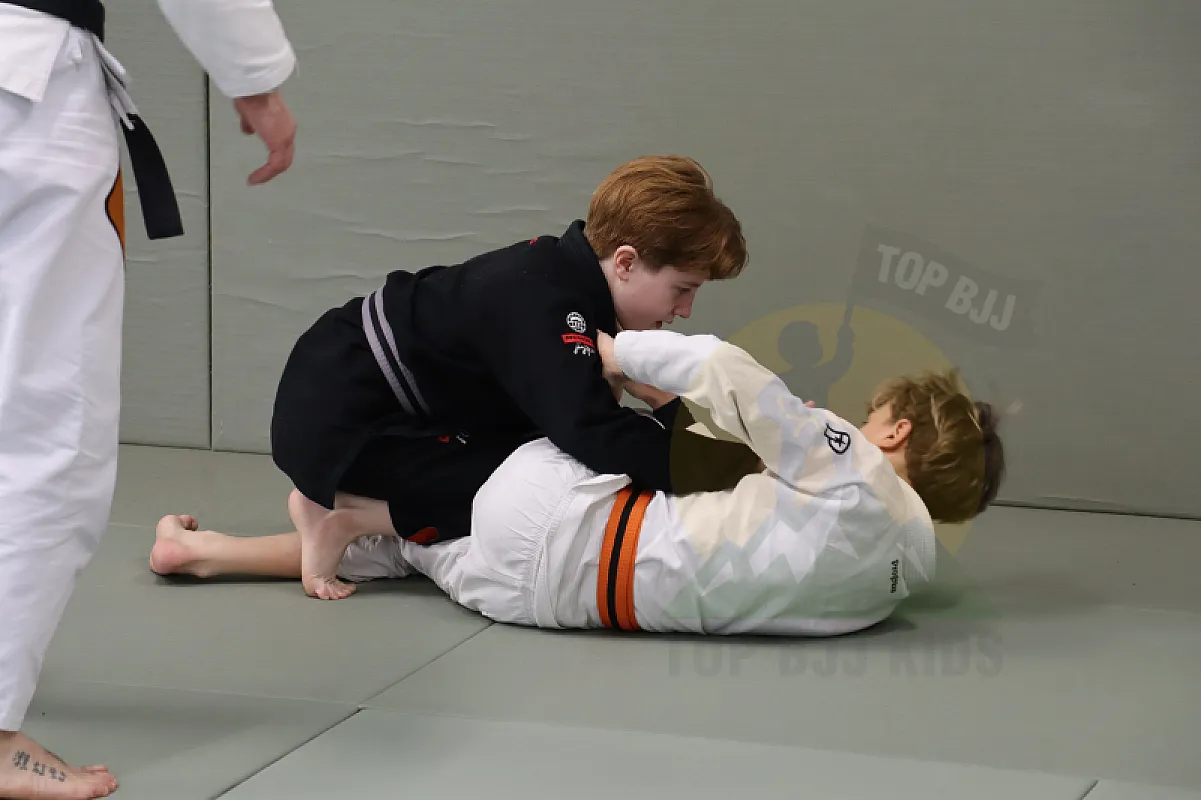 Photo from GUARD PASSING AND CONNECTION