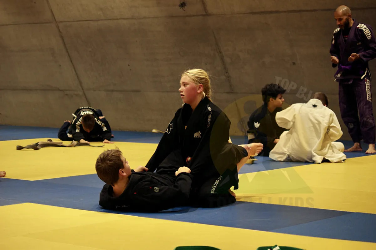 Photo from XL TRAINING LASSO GUARD