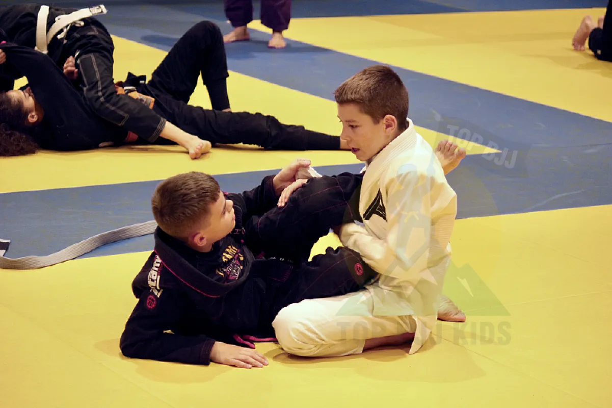 Photo from XL TRAINING LASSO GUARD