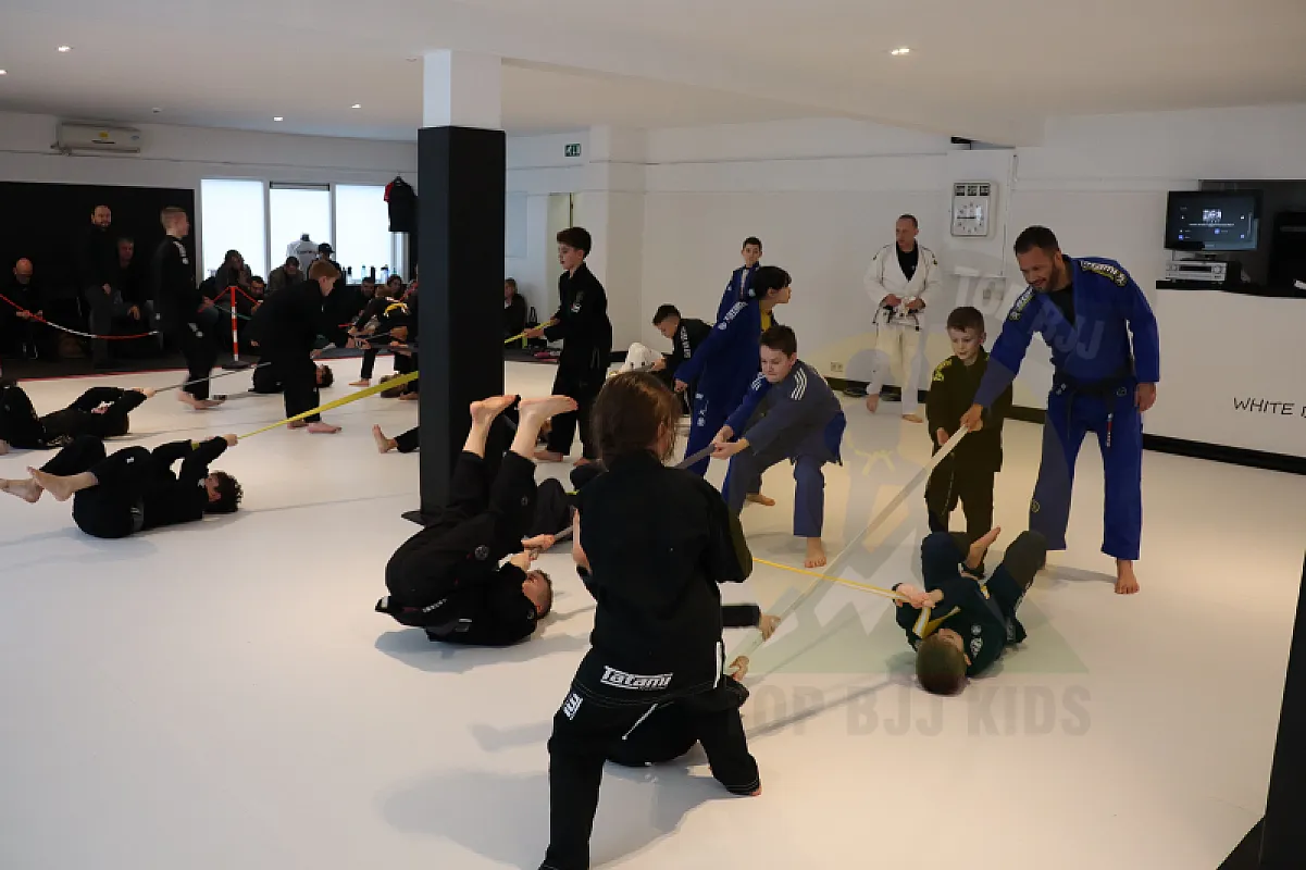 Photo from TAKEDOWNS & SIDE ATTACKS