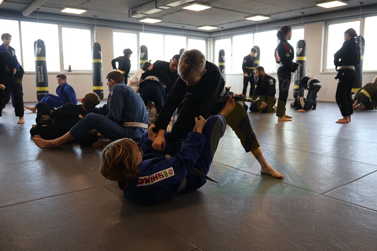 Photo from TAKEDOWNS & DE LA RIVA