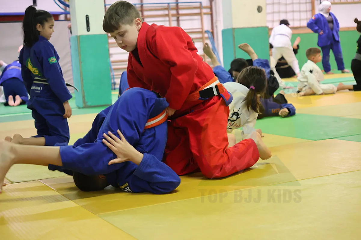Photo from X-GUARD & DOUBLE UNDER PASS