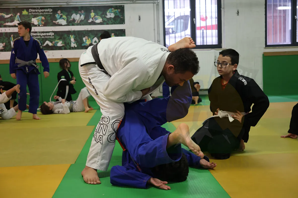 Photo from X-GUARD & DOUBLE UNDER PASS
