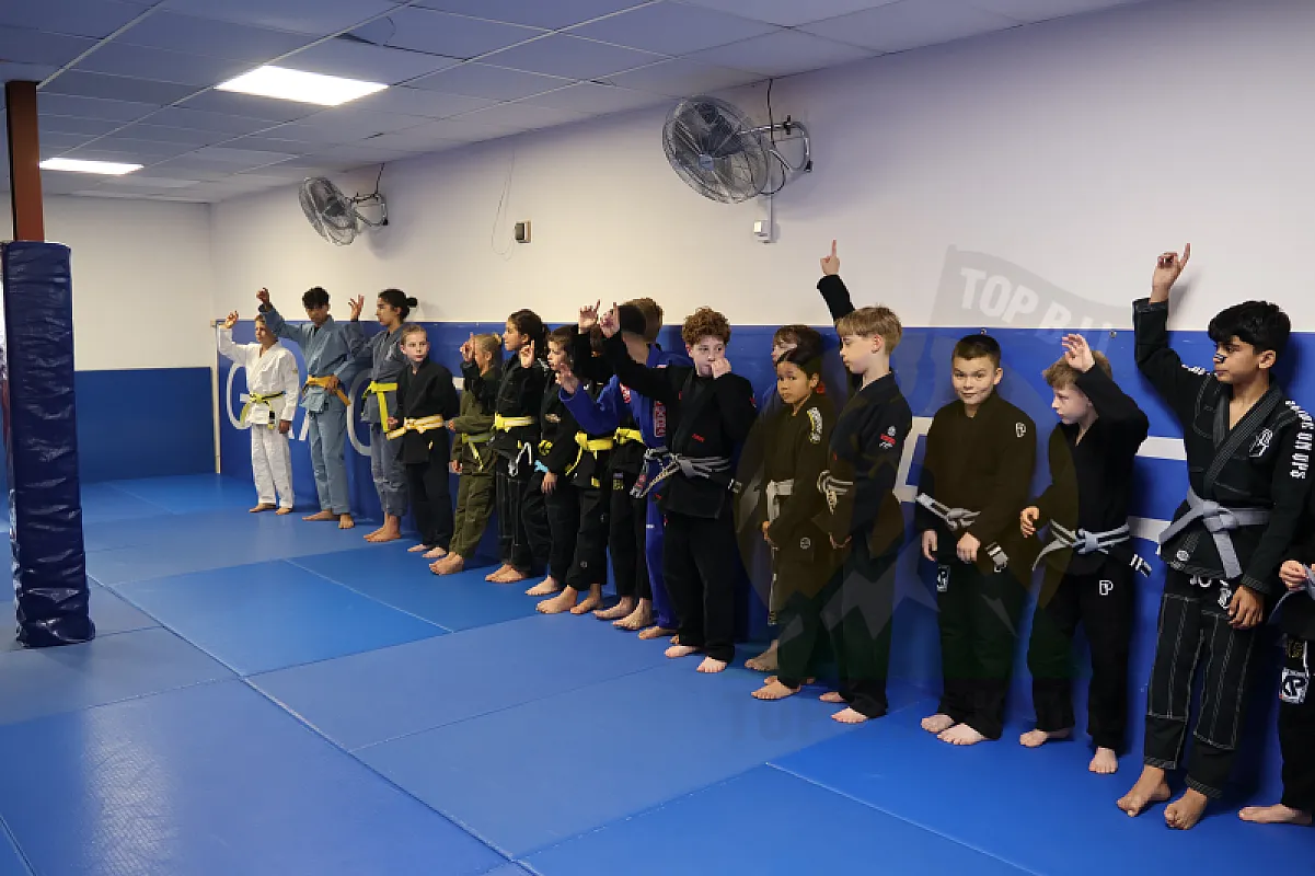 Photo from FOOT SWEEPS & GRIP FIGHTING