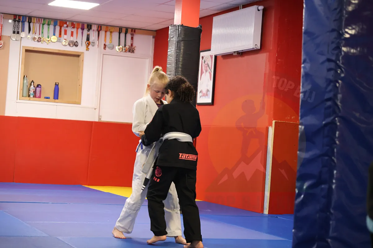 Photo from FOOT SWEEPS & GRIP FIGHTING
