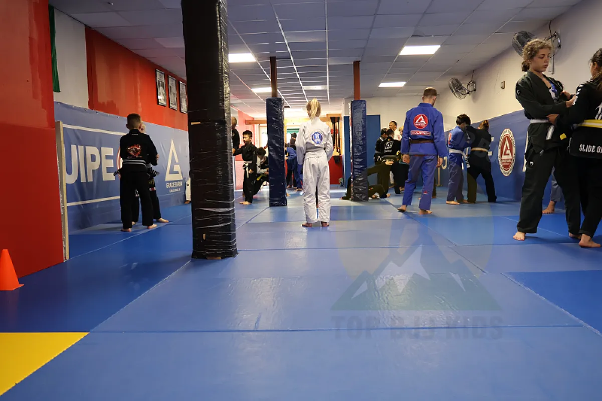 Photo from FOOT SWEEPS & GRIP FIGHTING