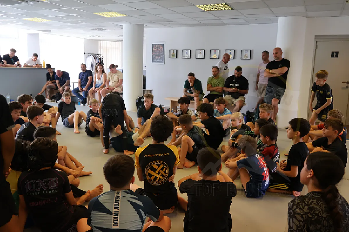 Photo from NO-GI GUARD RETENTION