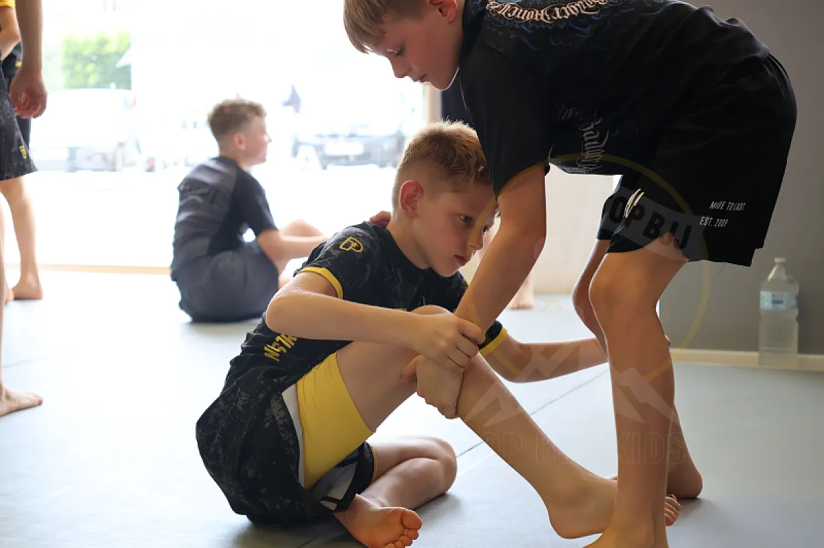 Photo from NO-GI GUARD RETENTION