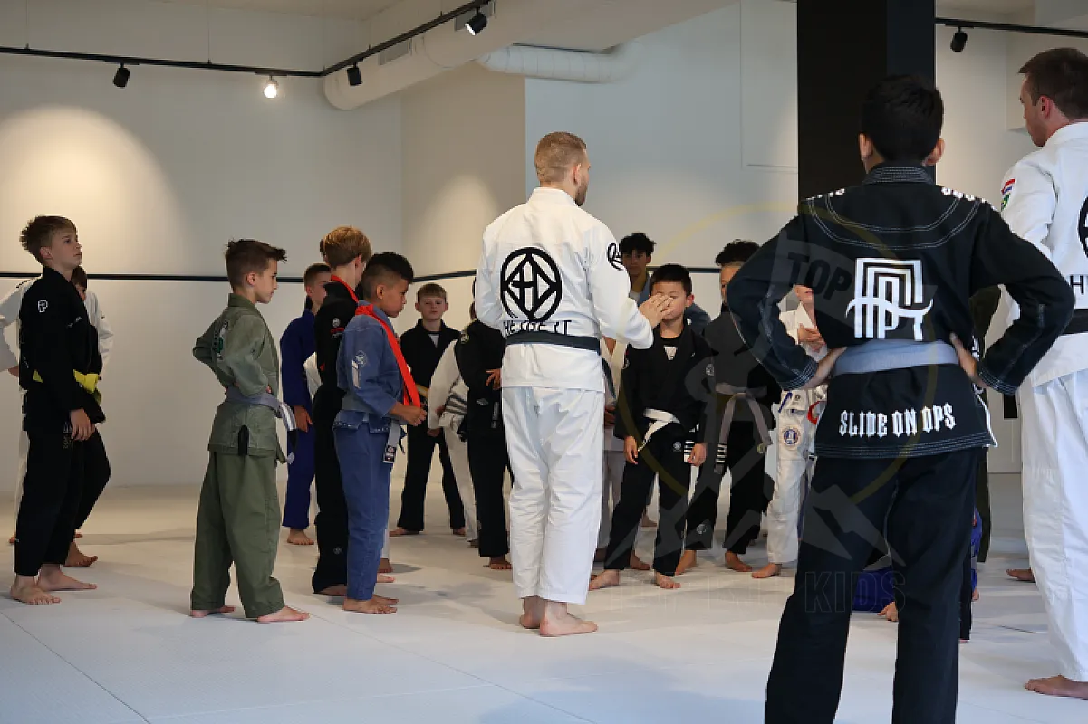Photo from TAKEDOWNS