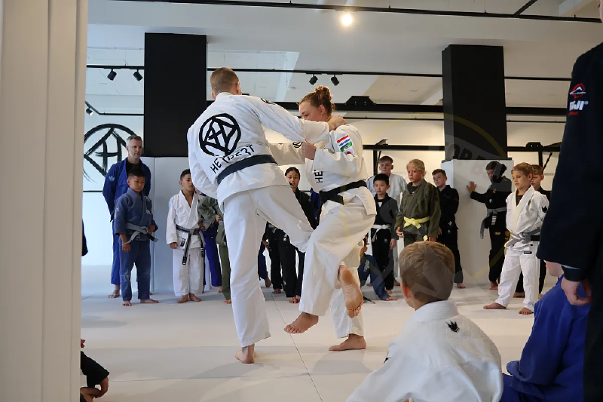 Photo from TAKEDOWNS