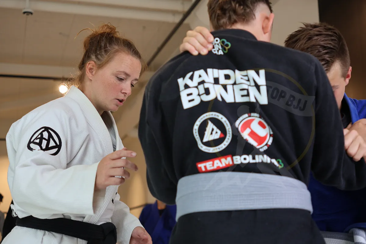Photo from TAKEDOWNS