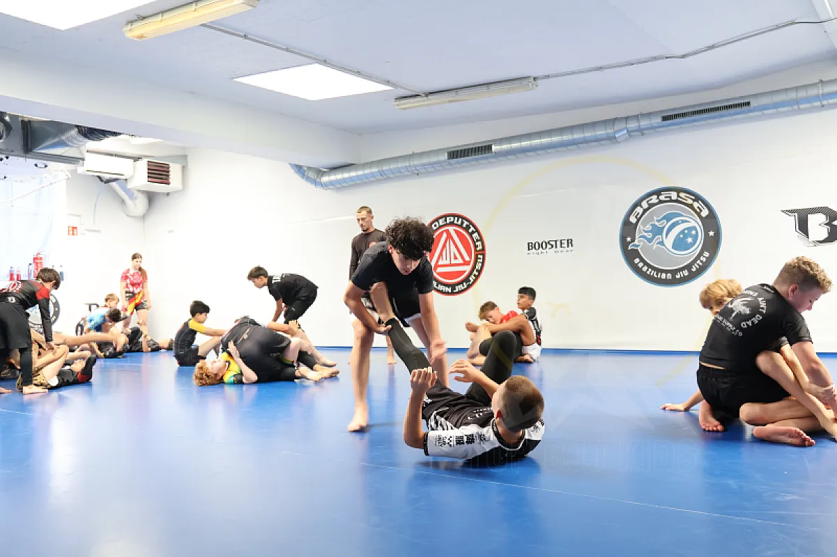 Photo from NO-GI K-GUARD