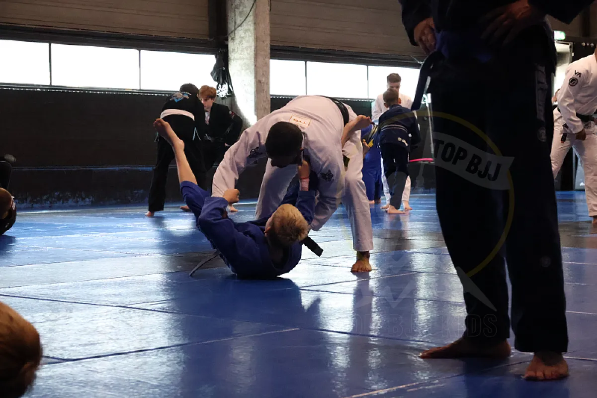Photo from OPEN GUARD & GUARD RETENTION