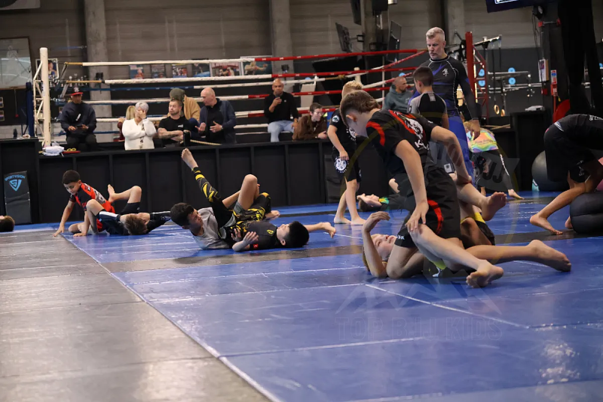 Photo from OPEN GUARD & GUARD RETENTION