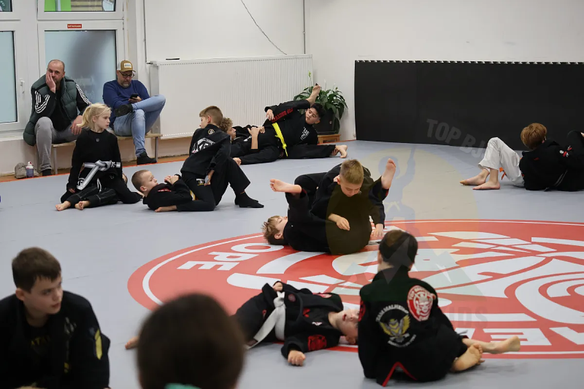 Photo from BACK ATTACKS