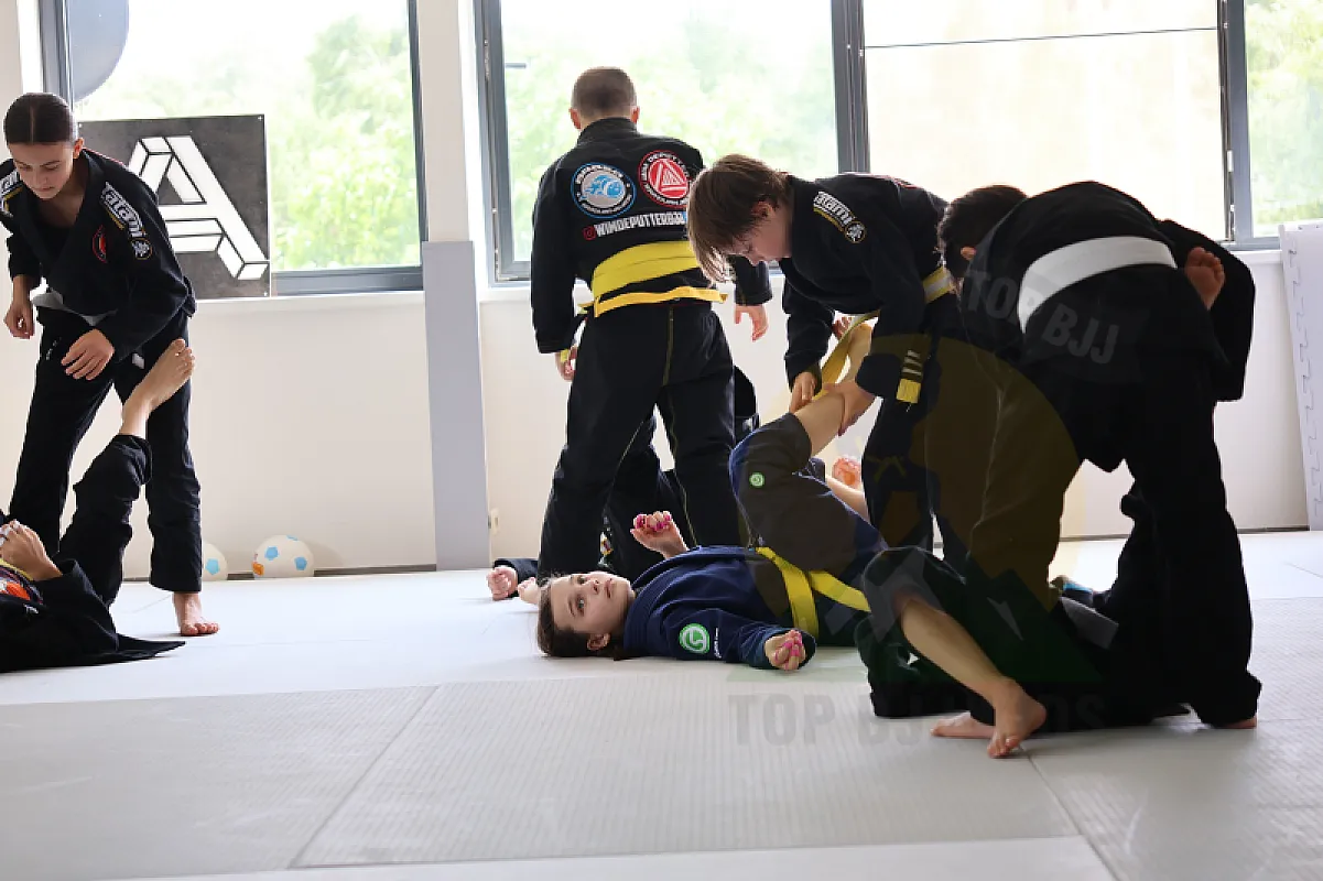 Photo from GUARD PASSING