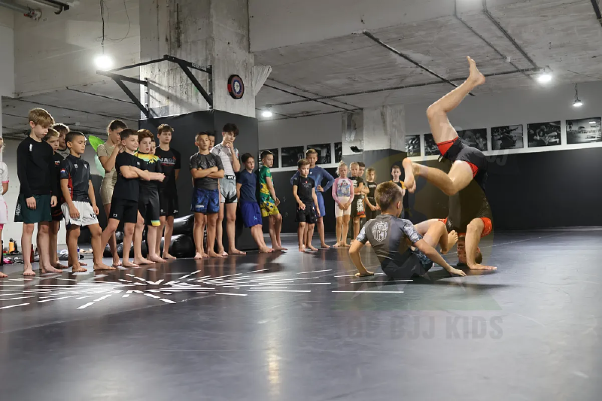 Photo from NO-GI SPECIAL