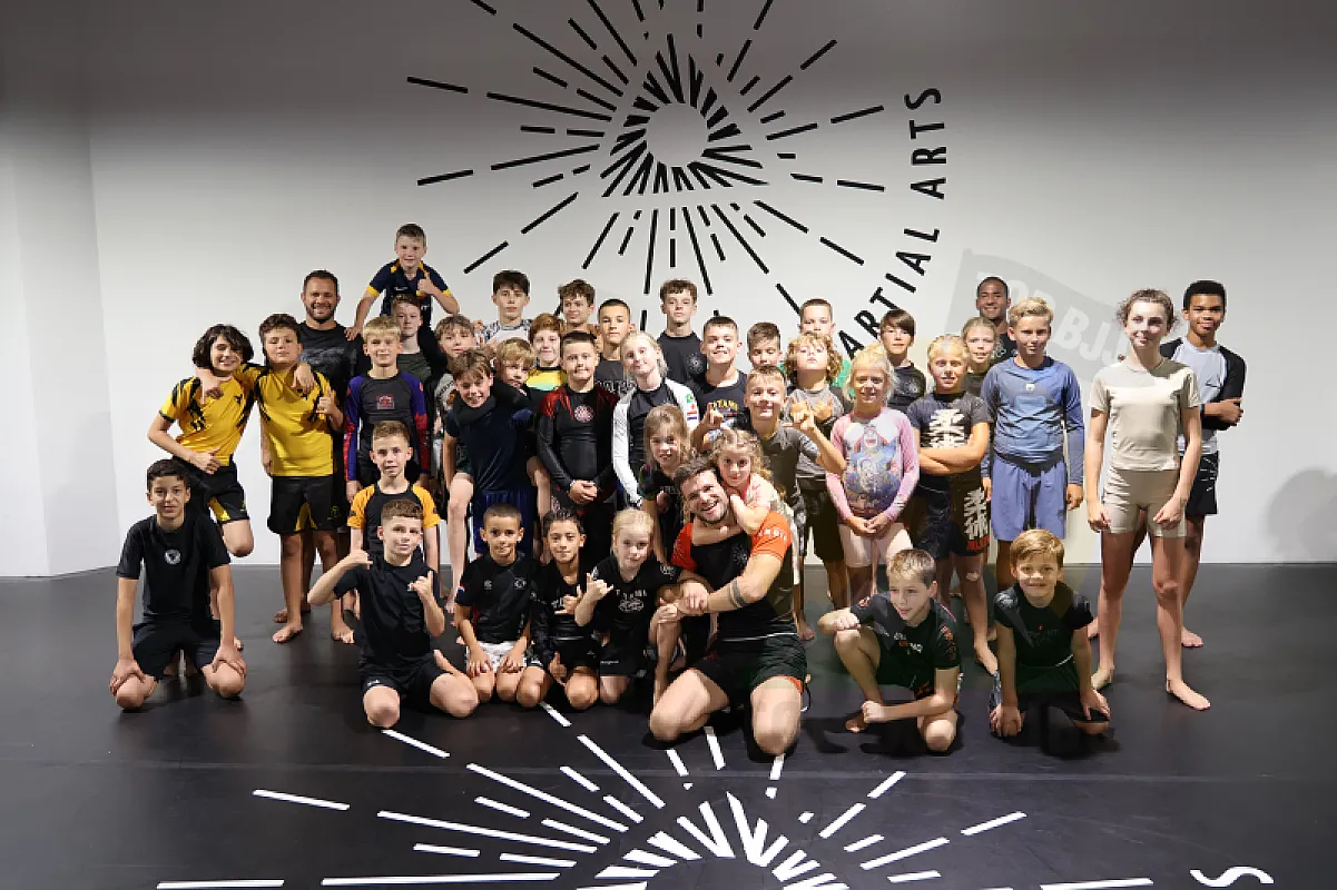 Photo from NO-GI SPECIAL