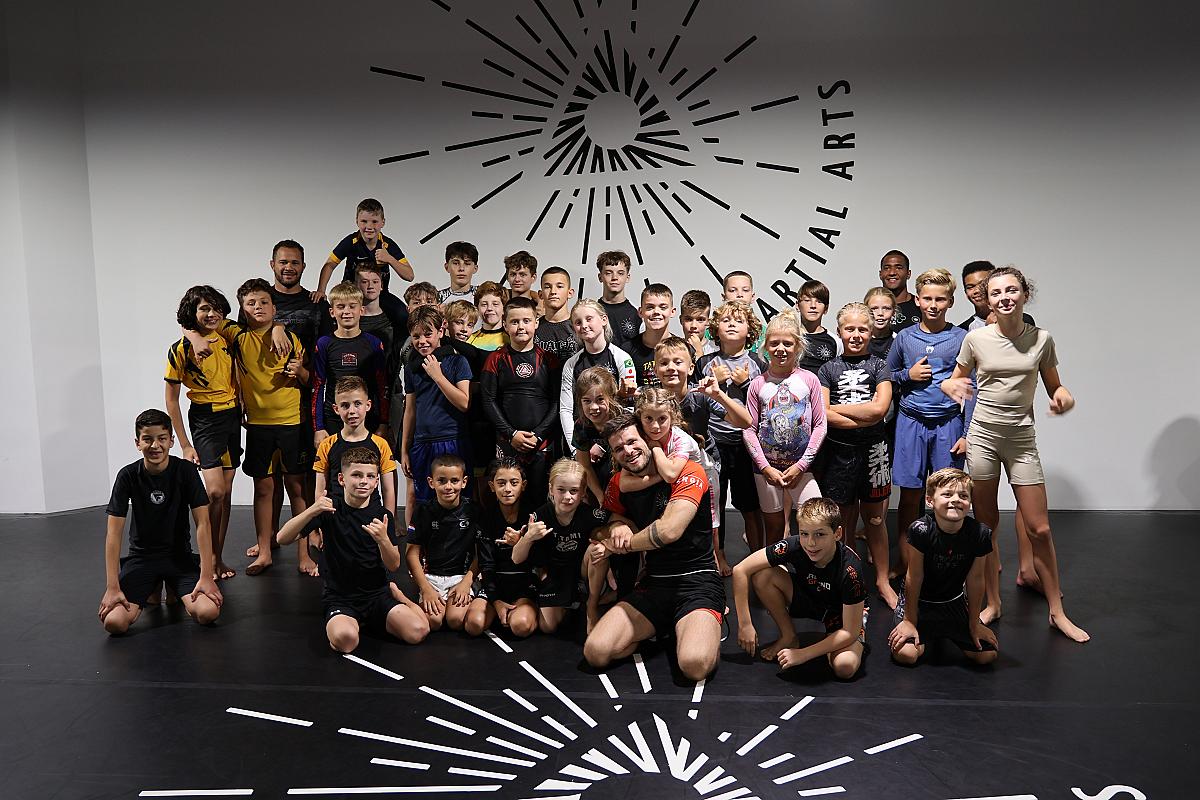 Group photo from NO-GI SPECIAL